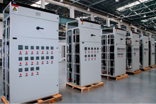 九洲集团新产品发布：二代智能低压开关柜顺利下线